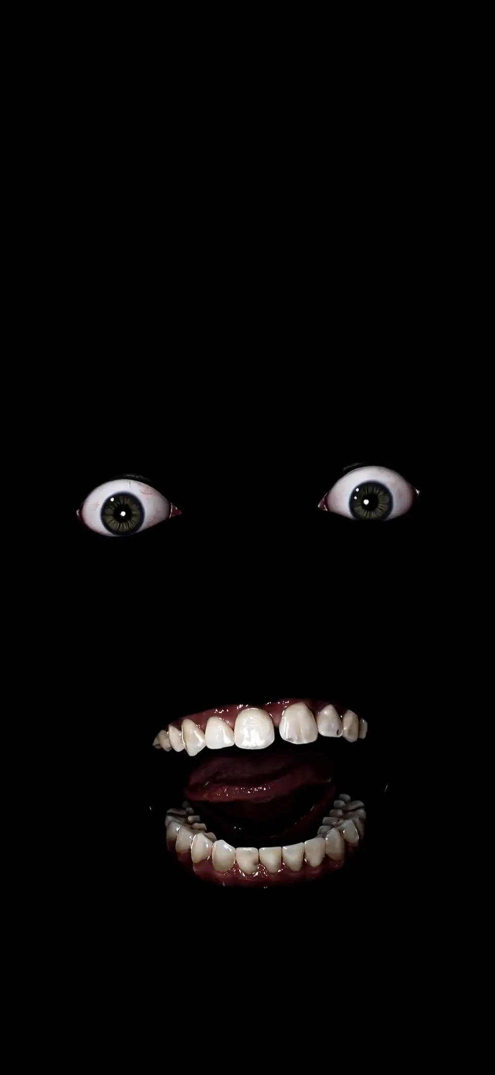 Eerie Wide Grin Horror Face 4K Live Wallpaper