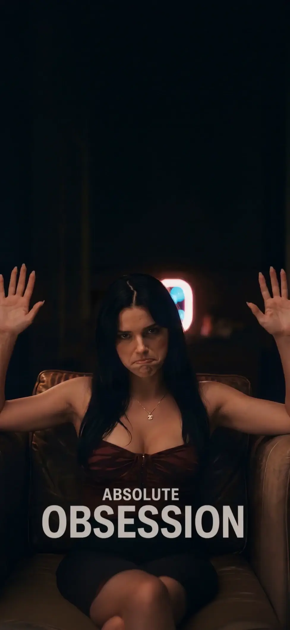 Moody Woman Live Wallpaper in 4K for Mobile